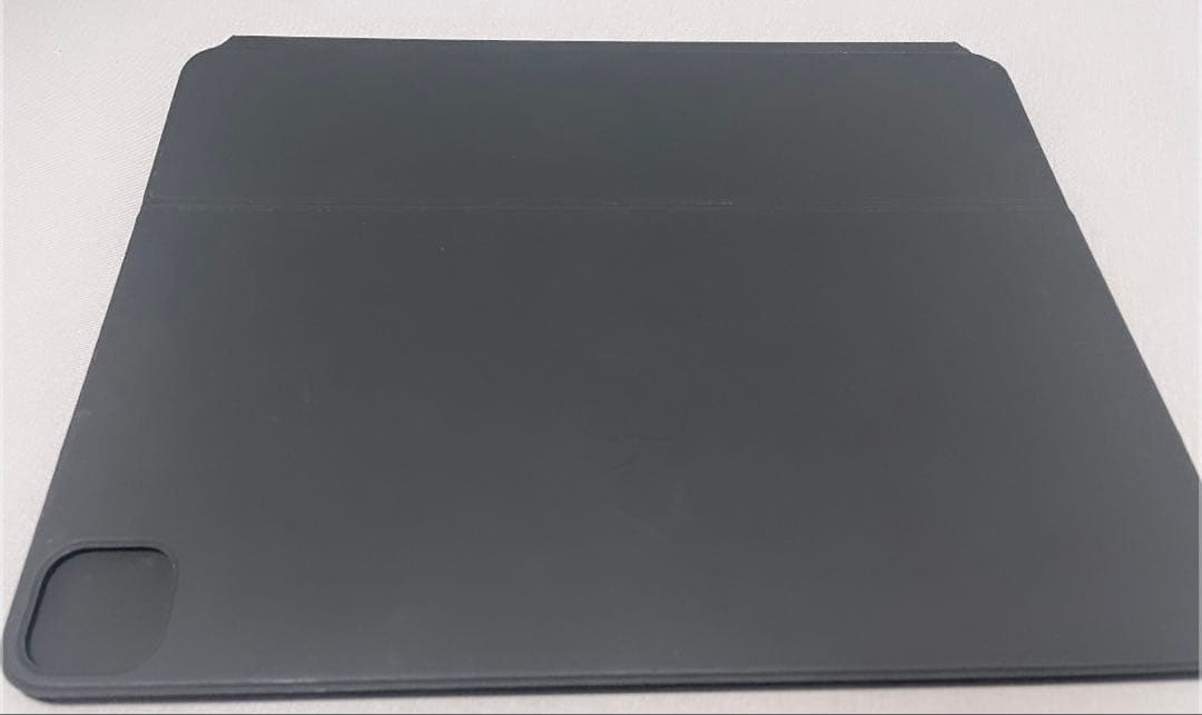 12.9 iPad Pro用Magic Keyboard日本語