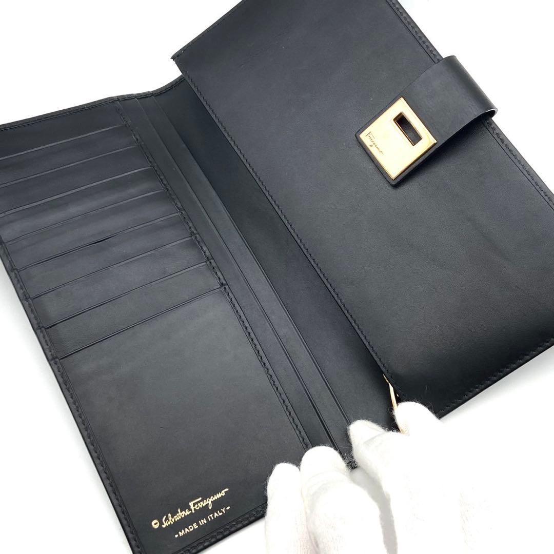 未使用級● フェラガモ 長財布 二つ折り ガンチーニ 金具 ブラック レザー