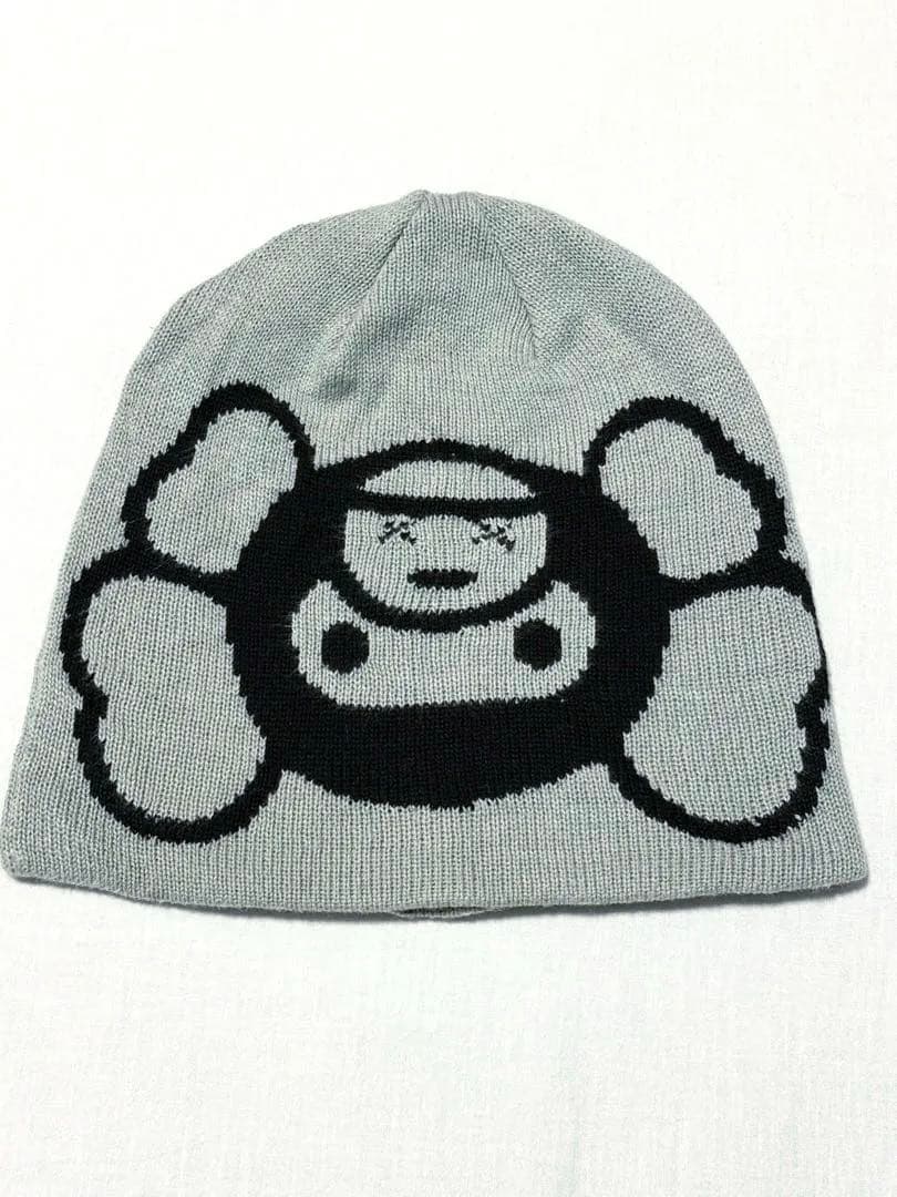 A BATHING APE × KAWS BAPEKAWSビーニー