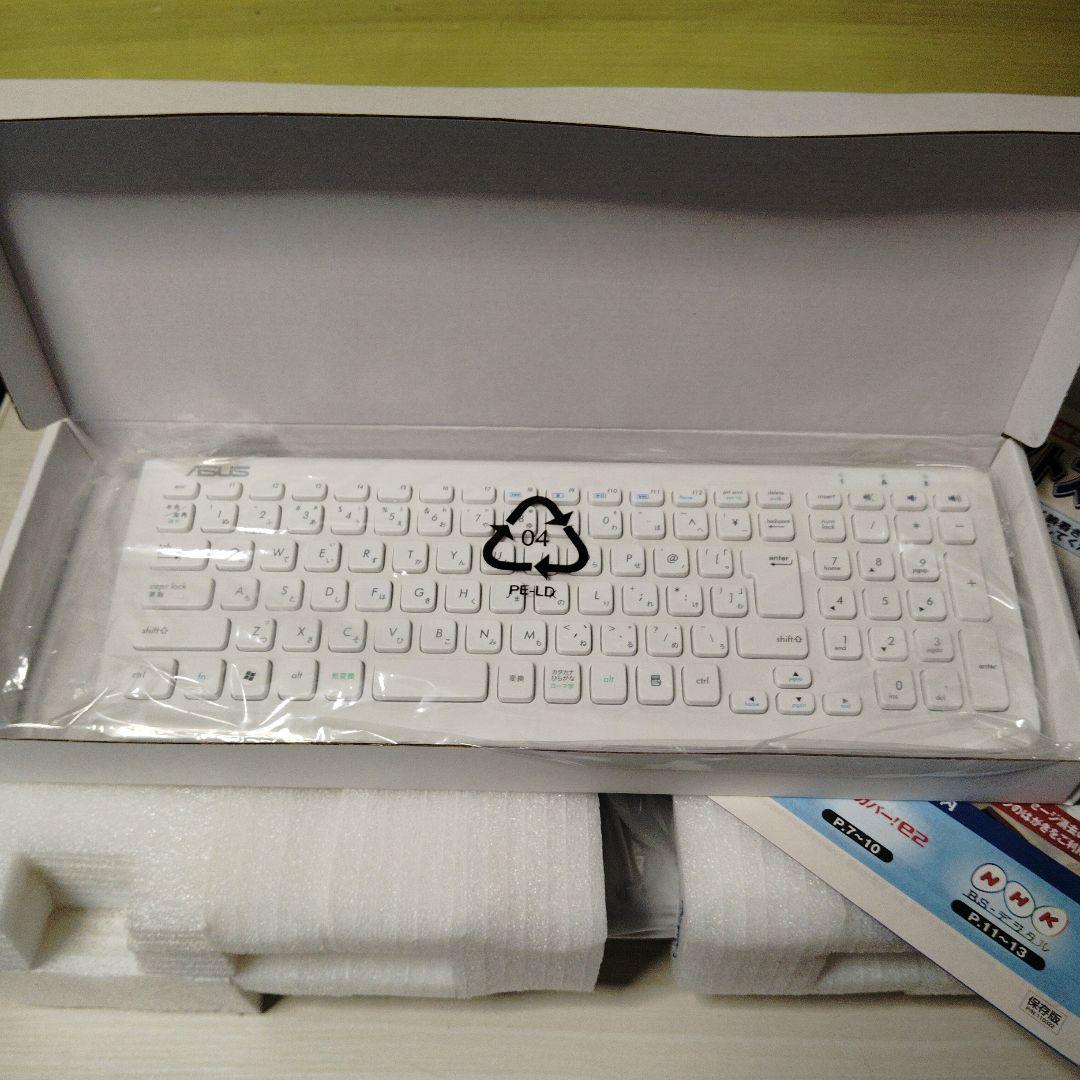 値下げ　ASUSデスクトップパソコ (送料 キャンペーン中 今だけ)