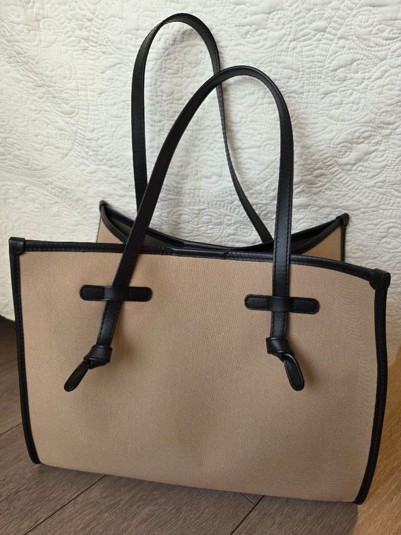 【美品】★GIANNI CHIARINI★ マルチェッラトートバッグ M