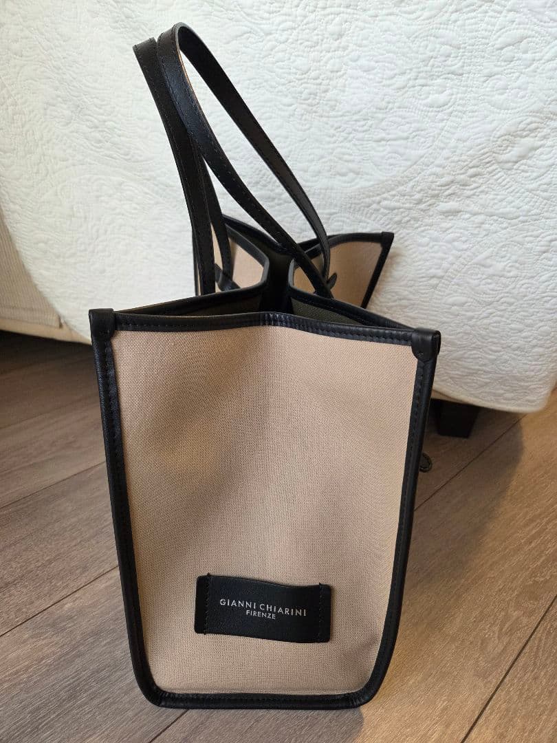 【美品】★GIANNI CHIARINI★ マルチェッラトートバッグ M