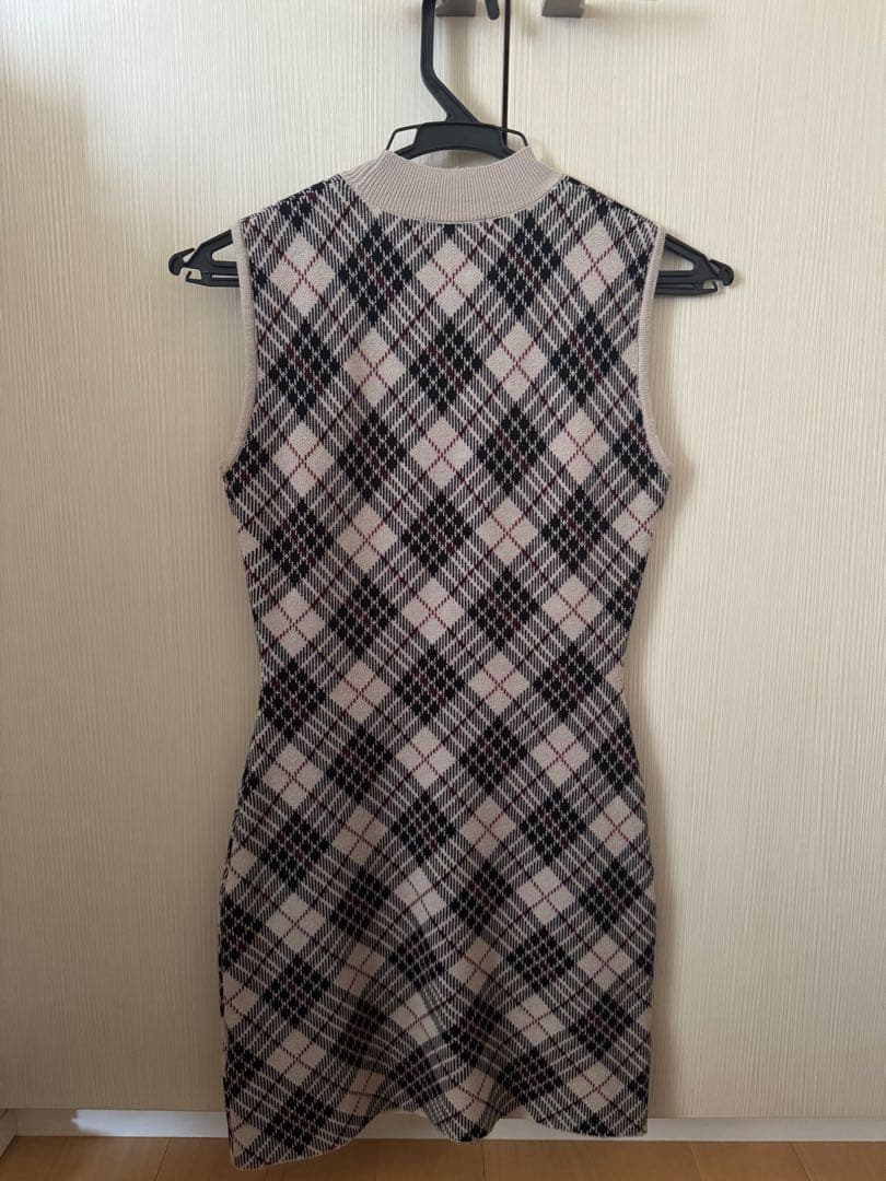 ダーリッチ　チェックジャガードノースリニットミニワンピース