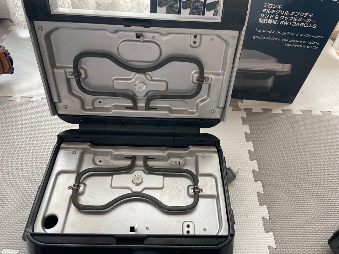 De'Longhi デロンギ　マルチグリル ホットサンド & ワッフルメーカー