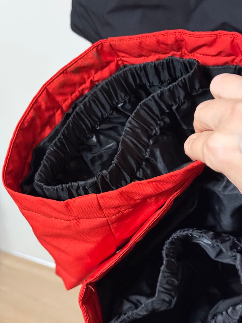 極美品　DESCENTE 2024年モデル メンズ　スキーウェア 上下セット L