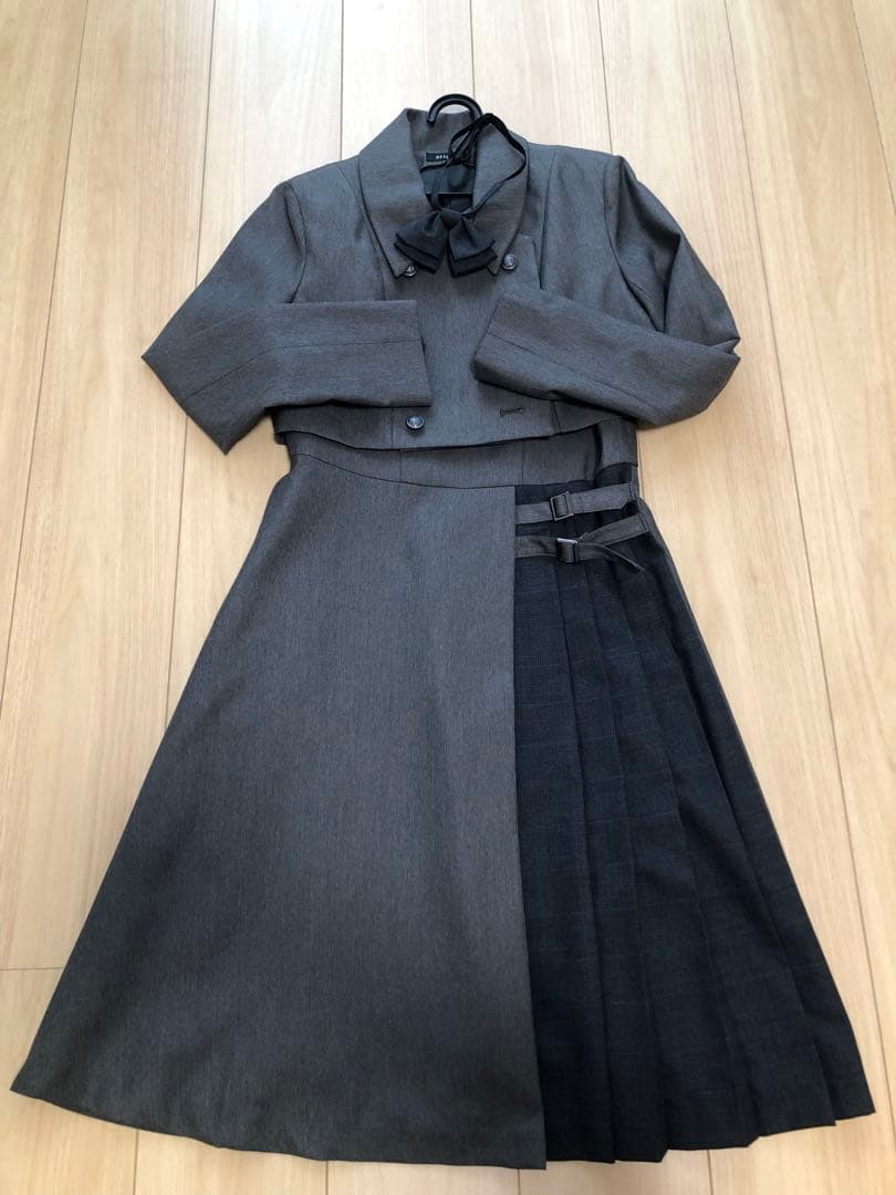 フォーマル・ドレス・スーツ sakuramochi