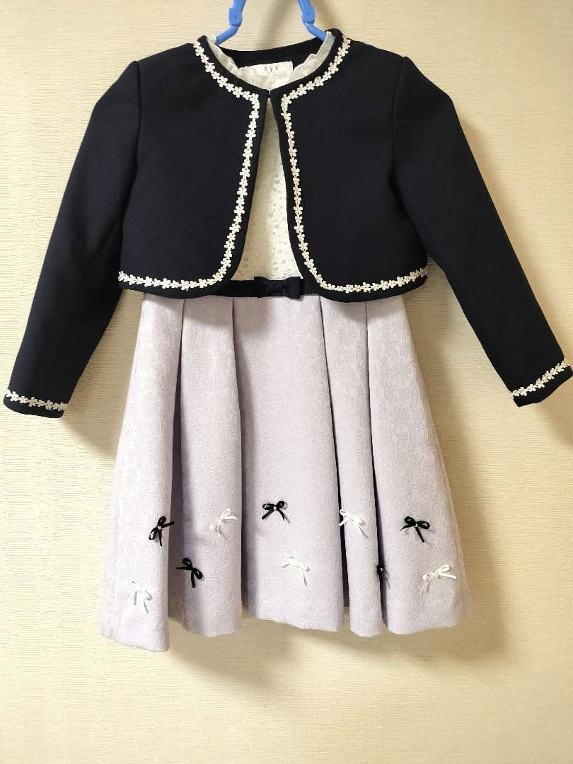 a.v.v セレモニースーツ120センチ　卒園式、入学式