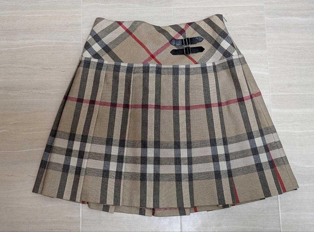 【超美品】BURBERRY プリーツスカート