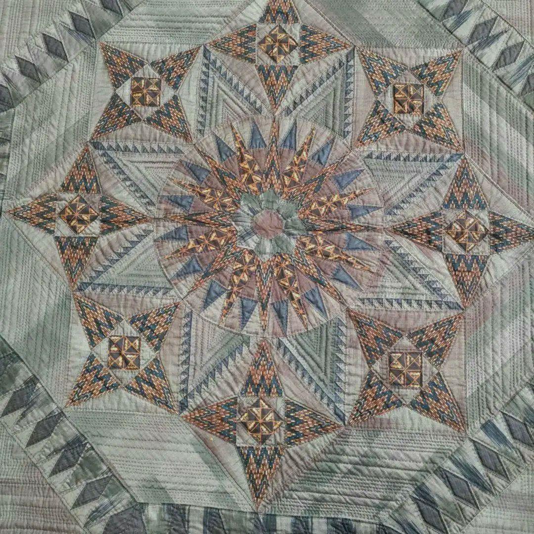 ハンドメイド　パッチワーク　タペストリー