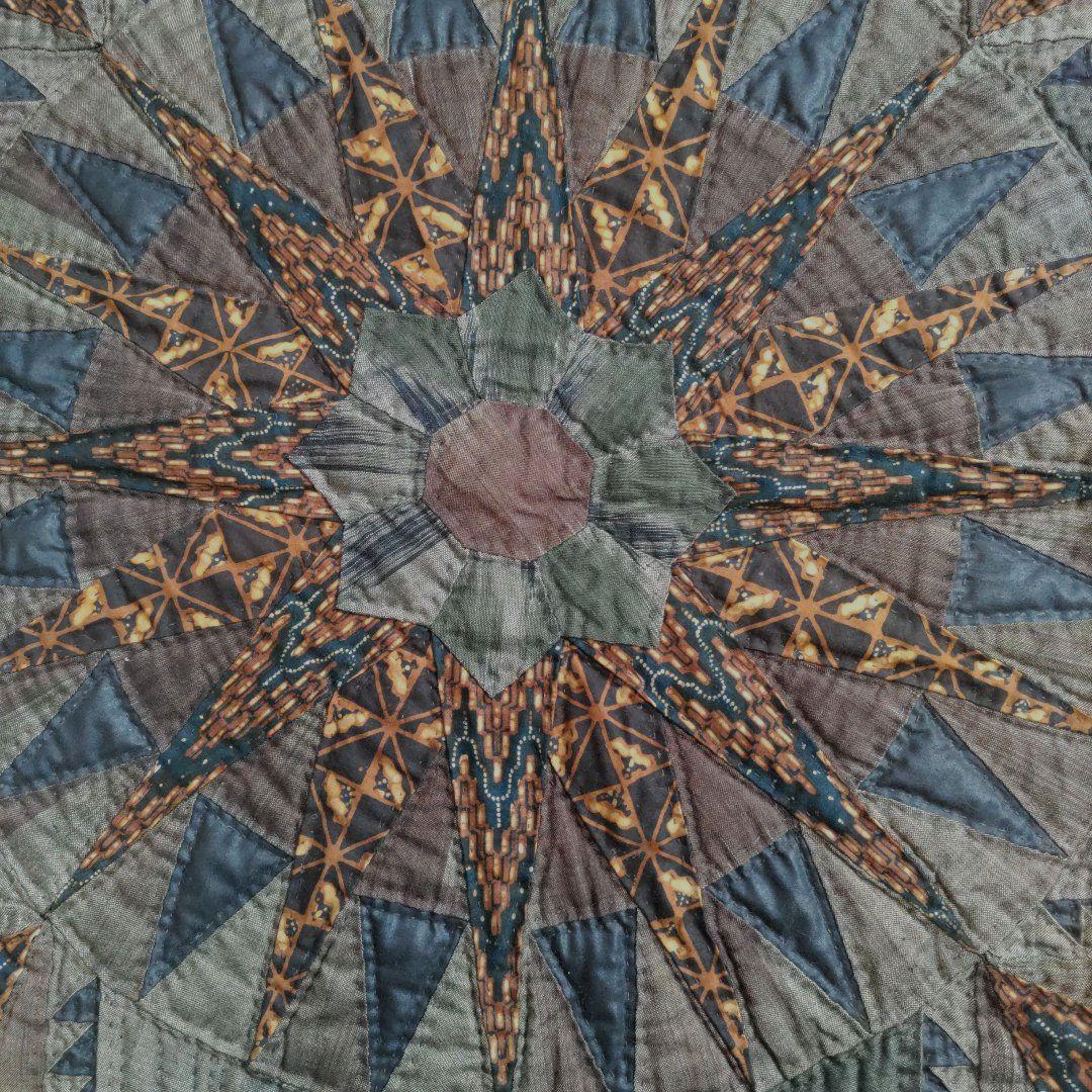 ハンドメイド　パッチワーク　タペストリー