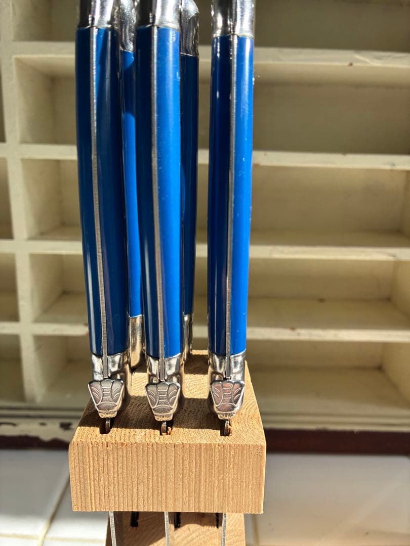 ⭐️フランス-ラギオール・Laguiole テーブルナイフ青色セット 6本