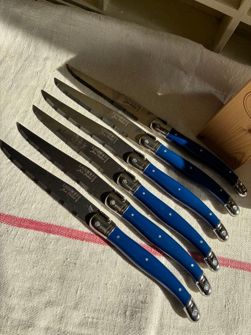 ⭐️フランス-ラギオール・Laguiole テーブルナイフ青色セット 6本