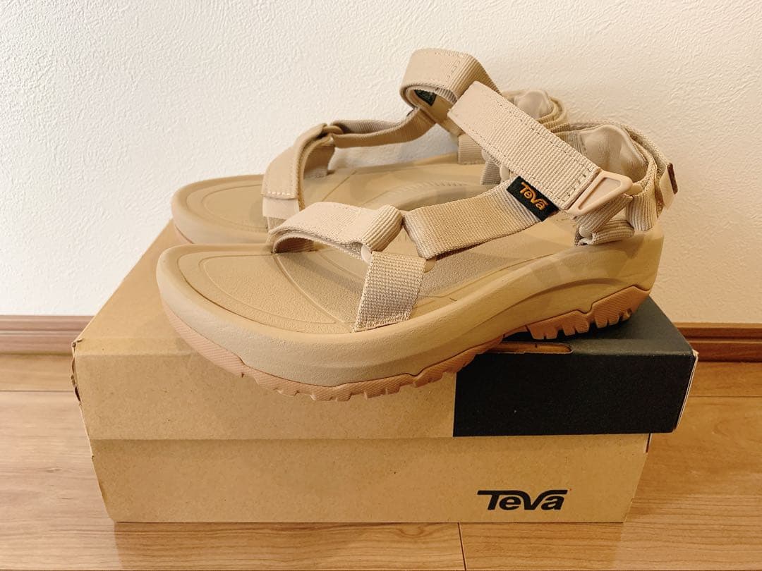 お値下げTeva ハリケーン サンダル　XLT2 アンプソール 7 厚底 24