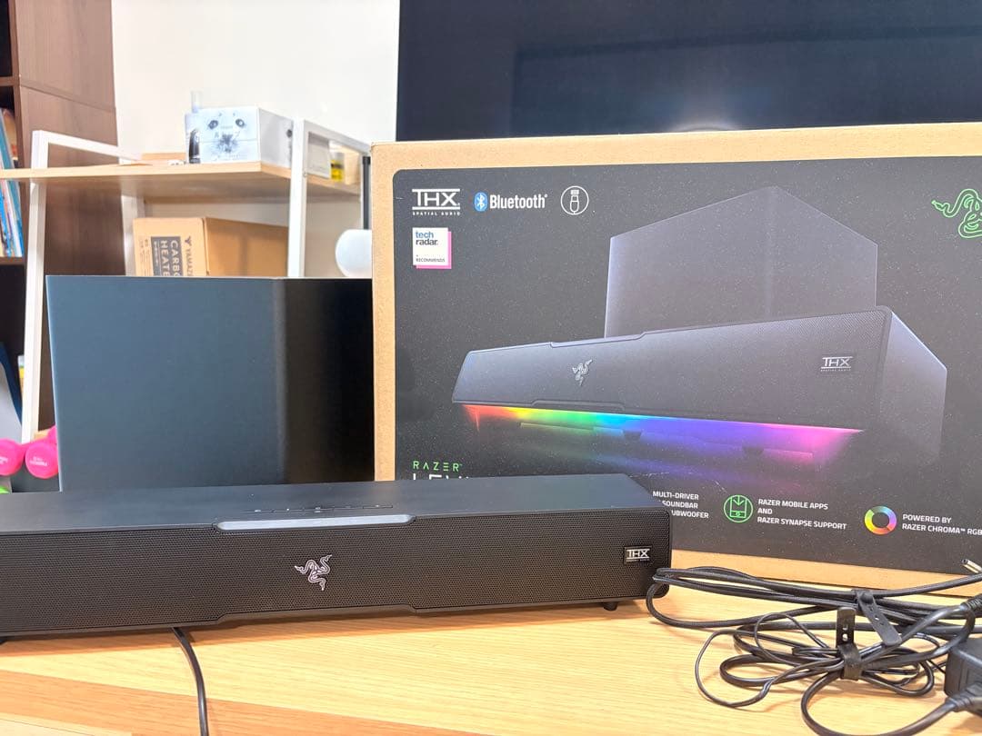 Razer Leviathan V2 サウンドバー