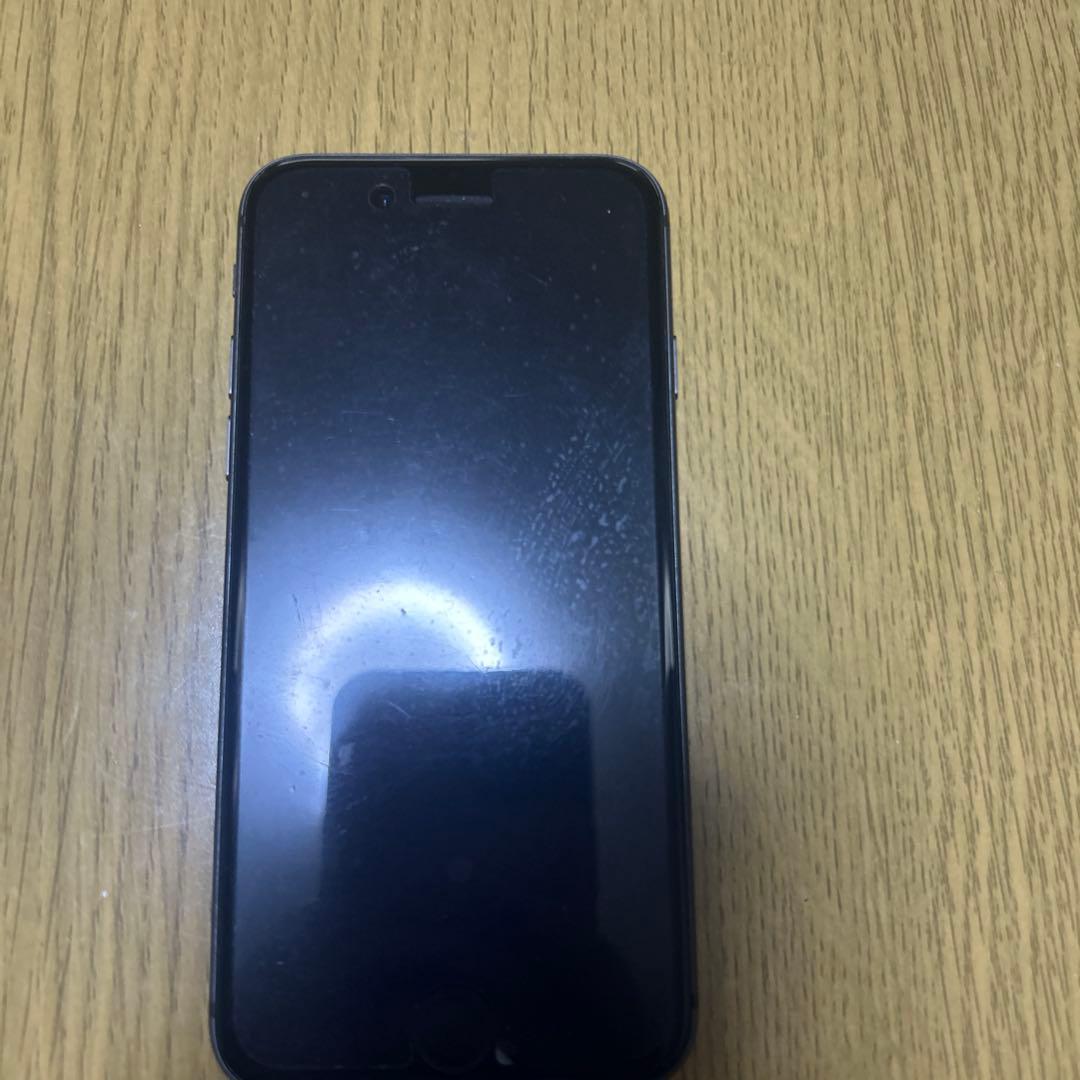 Apple iPhone 8 ブラック 本体