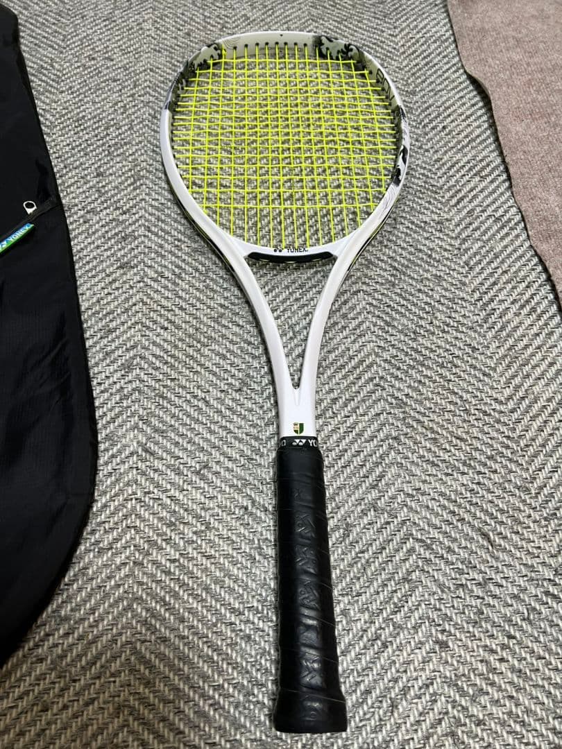 YONEX ジオブレイク80V 最新ラケット