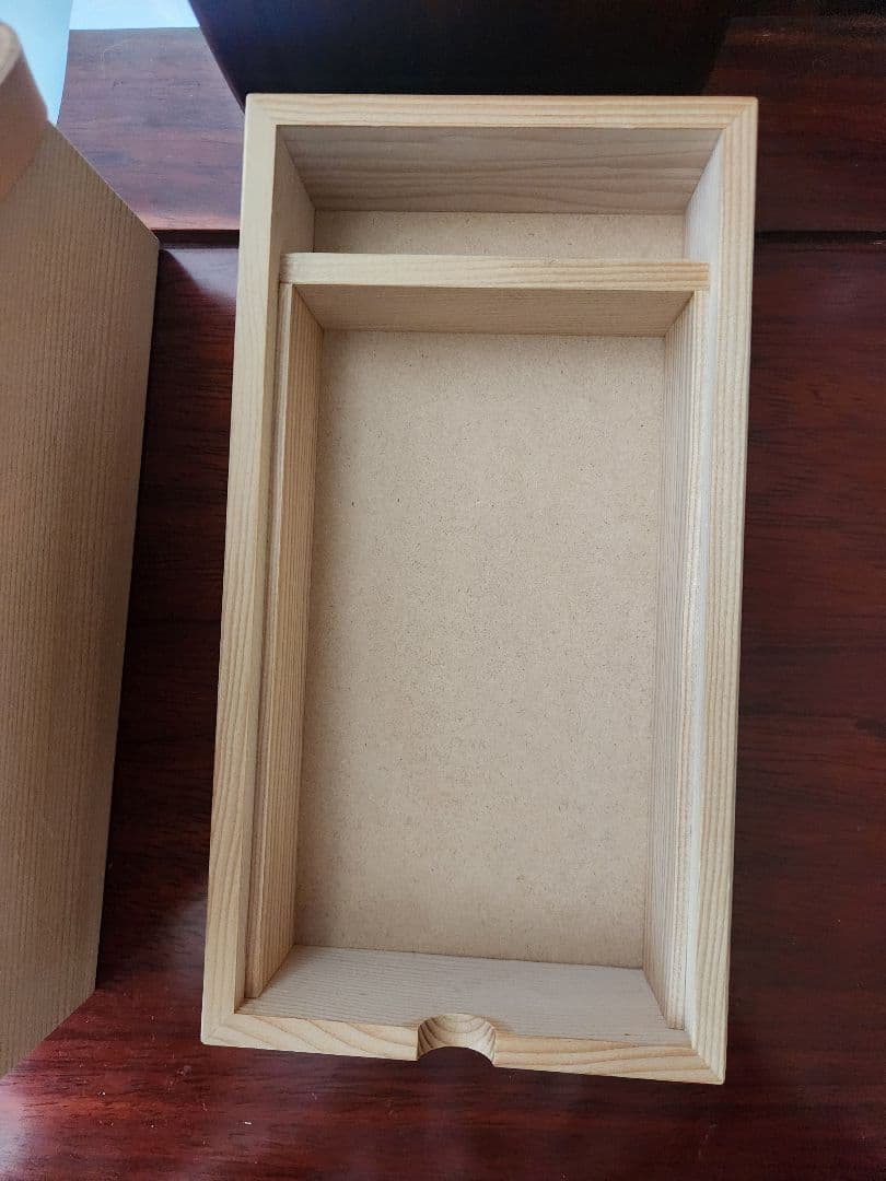 北欧暮らしの道具店 「道具も気持ちも整うメイクボックス」　①