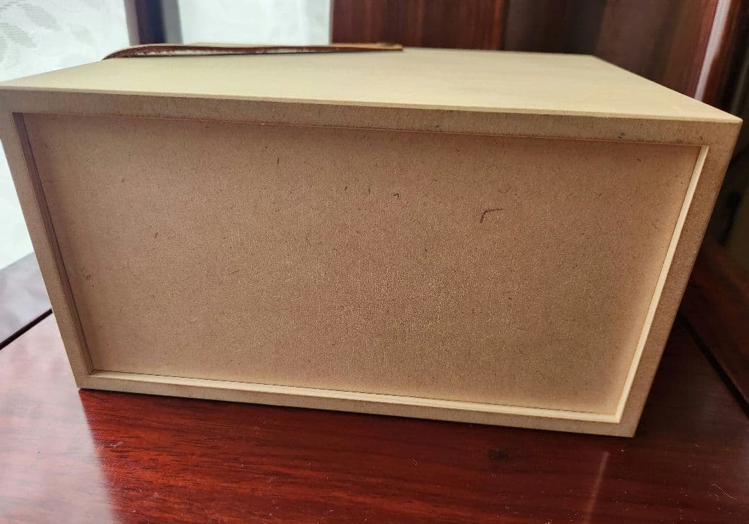 北欧暮らしの道具店 「道具も気持ちも整うメイクボックス」　①