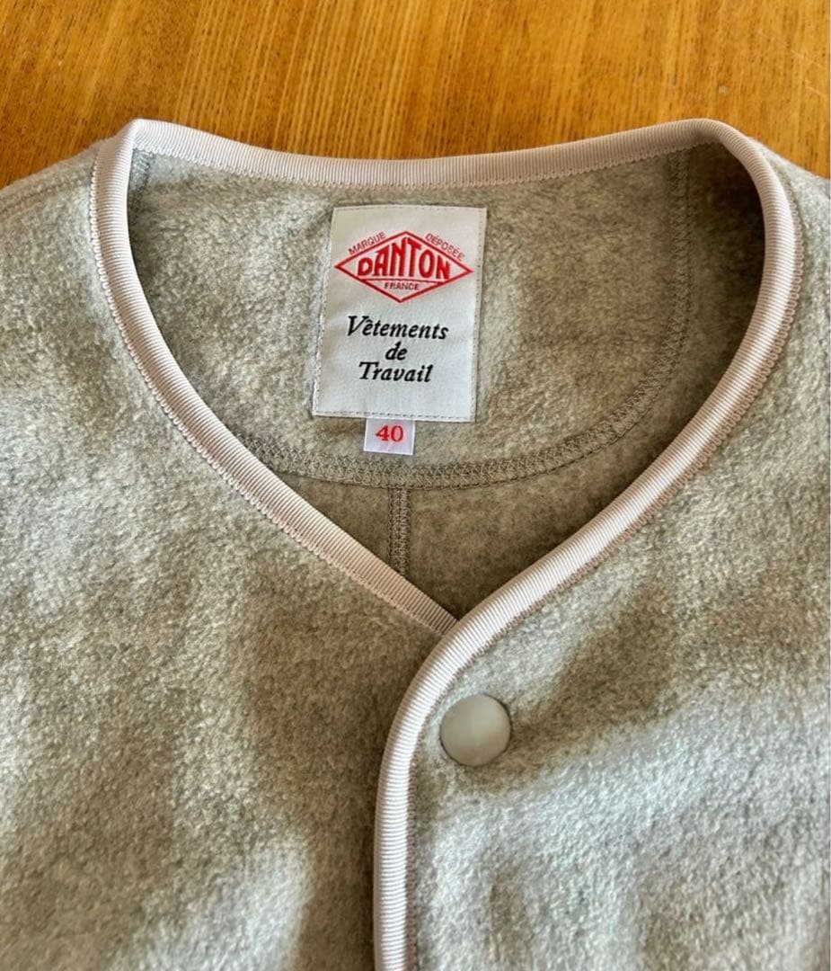 DANTON ＊ノーカラーフリースジャケット＊ベージュグレー＊サイズ40