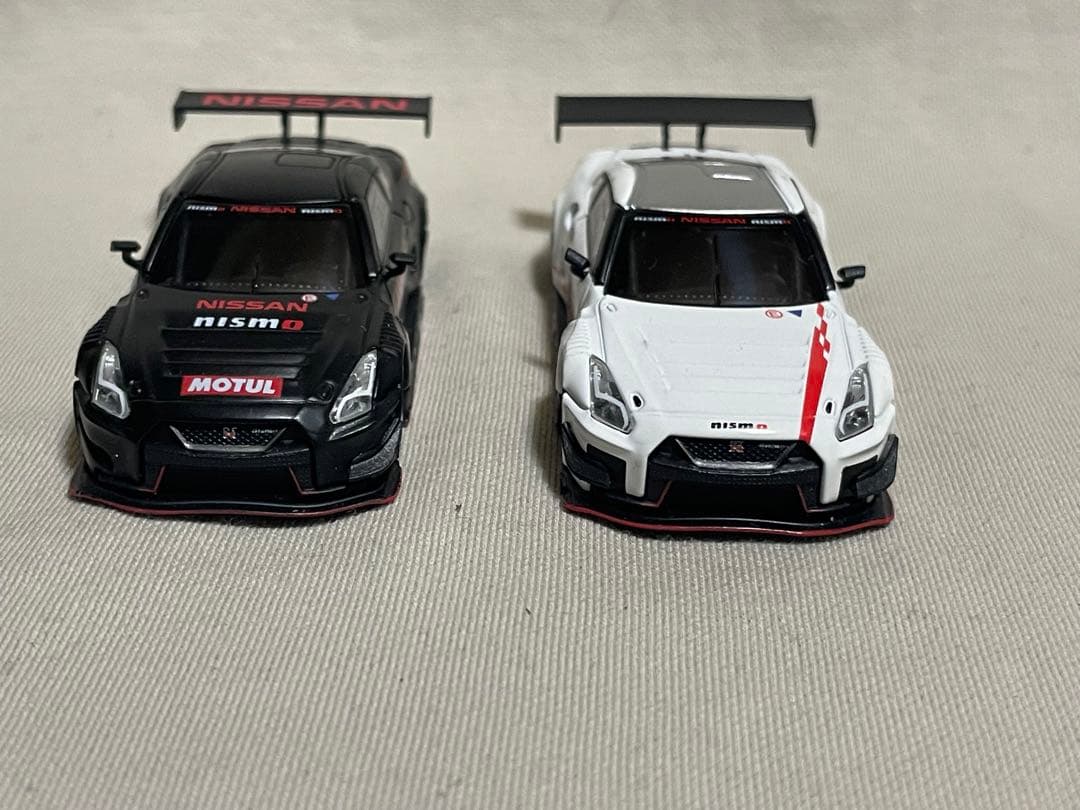 MiniGT 1/64 R35 ミニカー2台セット