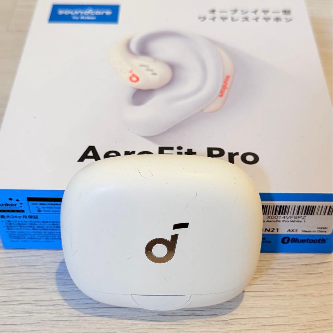 AeroFit Pro ワイヤレスイヤホン ホワイト