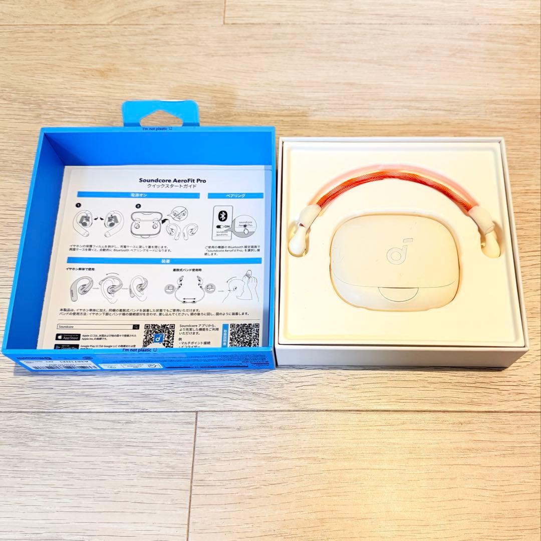 AeroFit Pro ワイヤレスイヤホン ホワイト