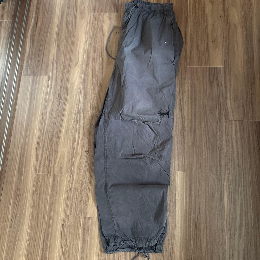 STUSSY グレー カーゴパンツ ドローストリング付き