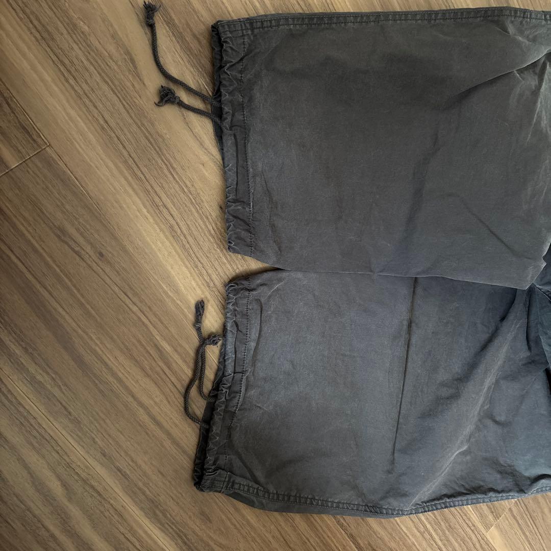 STUSSY グレー カーゴパンツ ドローストリング付き