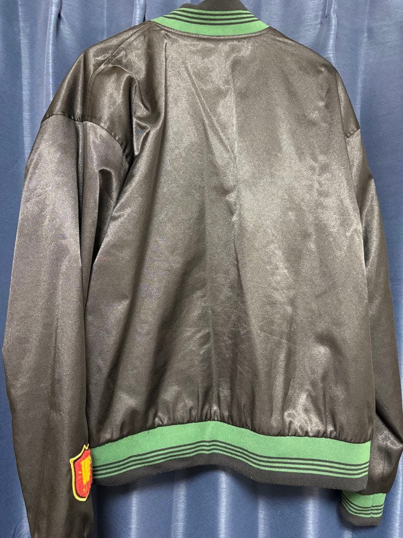 WANIMAベアブック10周年記念会員限定ナイロンジャケット 黒 刺繍ロゴ付き