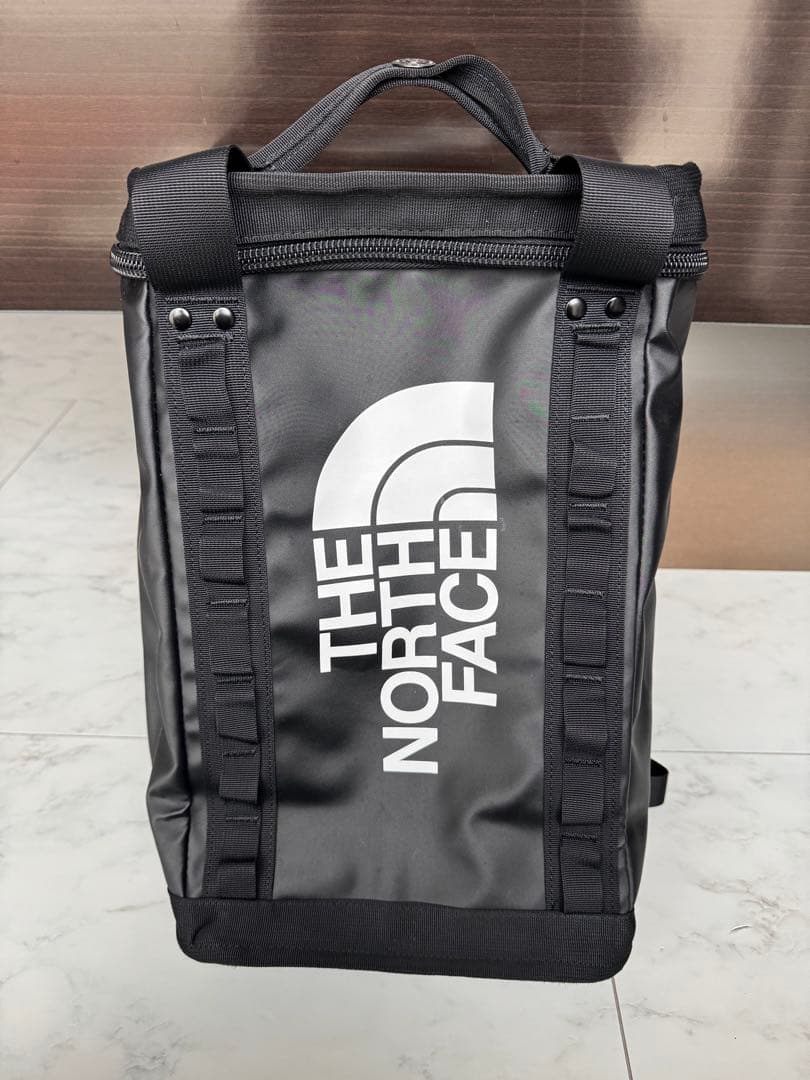 ★新品未使用品　ノースフェイス　リュック　ブラック　黒