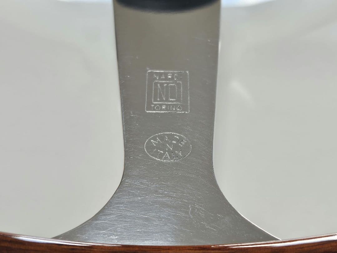 NARDI ナルディ　ウッドステアリング　　フェラーリホーン付き