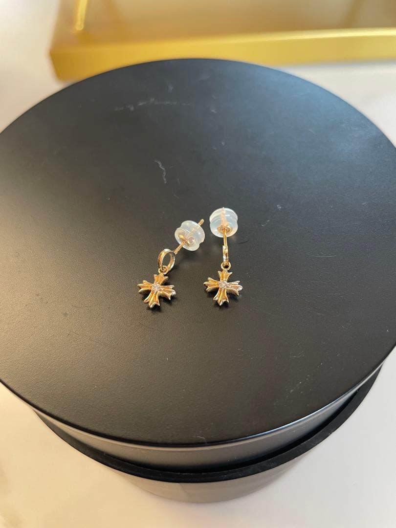 即日発送クロム　K18 スウィングベイビー　ダイヤモンド　クロス　ピアス