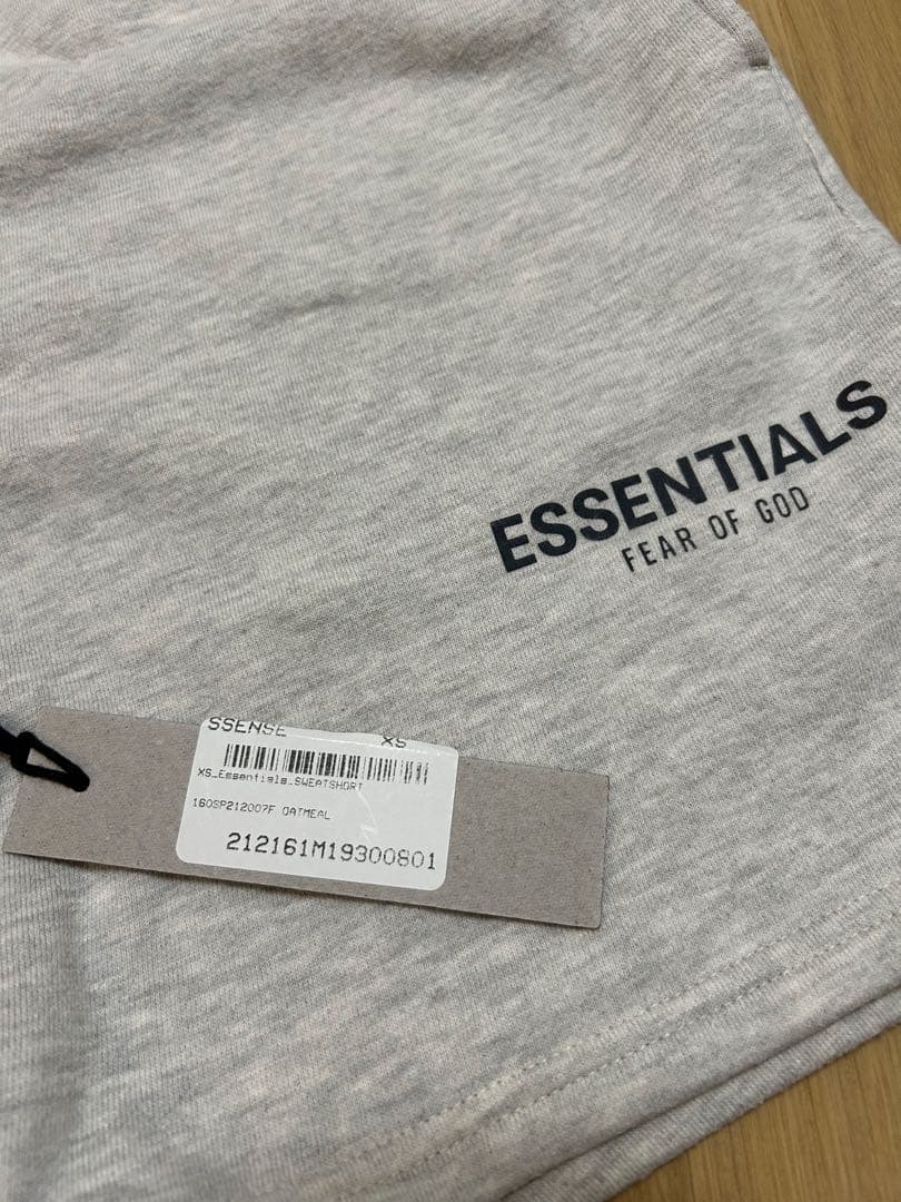 ESSENTIALS エッセンシャルズ グレー XS