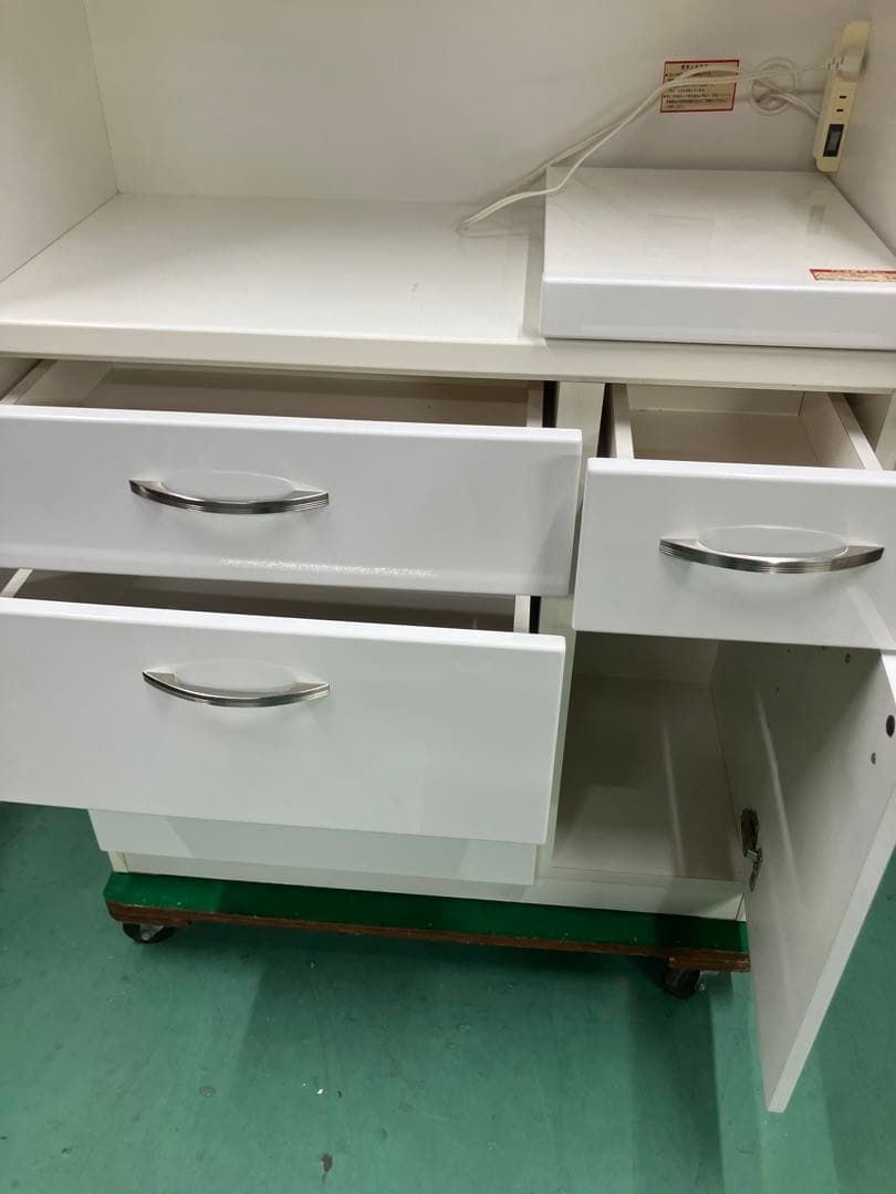 大阪引取限定　FRIA-90KB-WH 食器棚 ホワイト