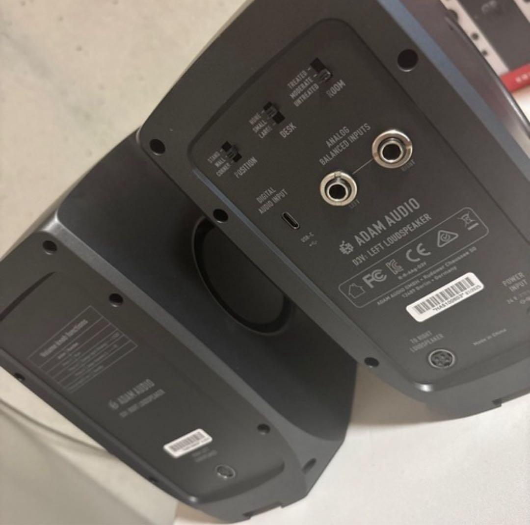 ADAM AUDIO モニタースピーカー