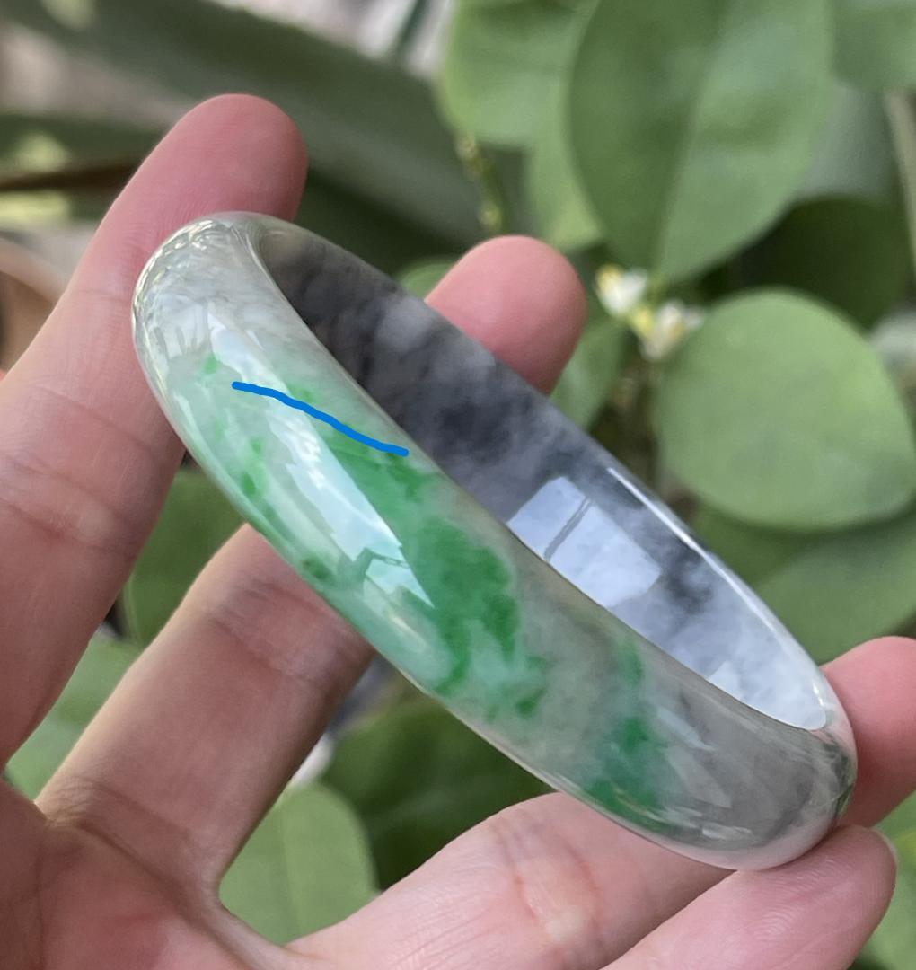 遮断離値下げ処分・電子鑑別書付陽緑黒い花翡翠（烏鶏)天然本翡翠バングル57mm