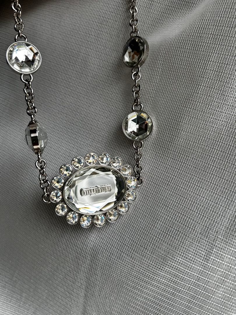 miu miu バックチャーム　シルバー