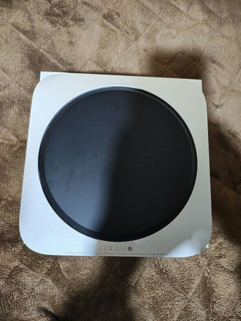 Mac mini M2 / メモリ16GB / SSD 256GB