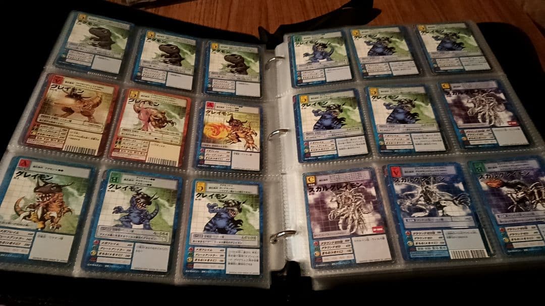 旧デジモンカードゲーム900枚弱まとめ売り