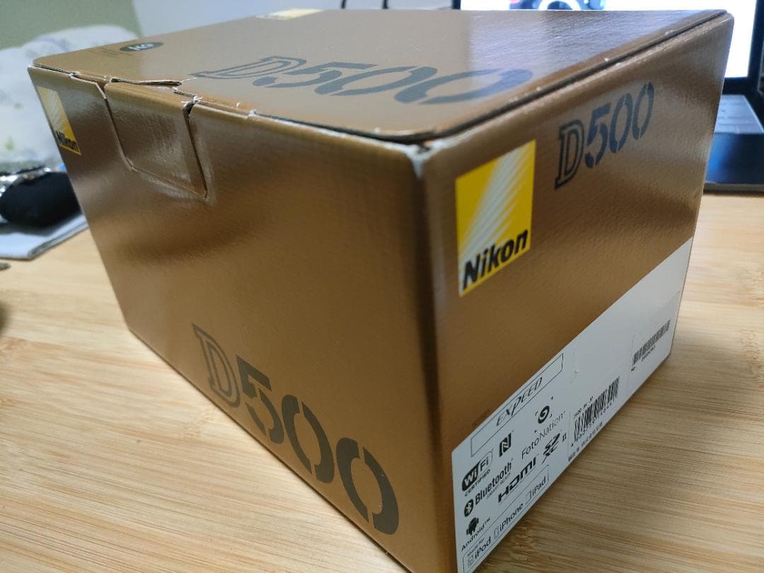 シャッター回数【4329枚】Nikon デジタル一眼レフカメラ D500 ボディ