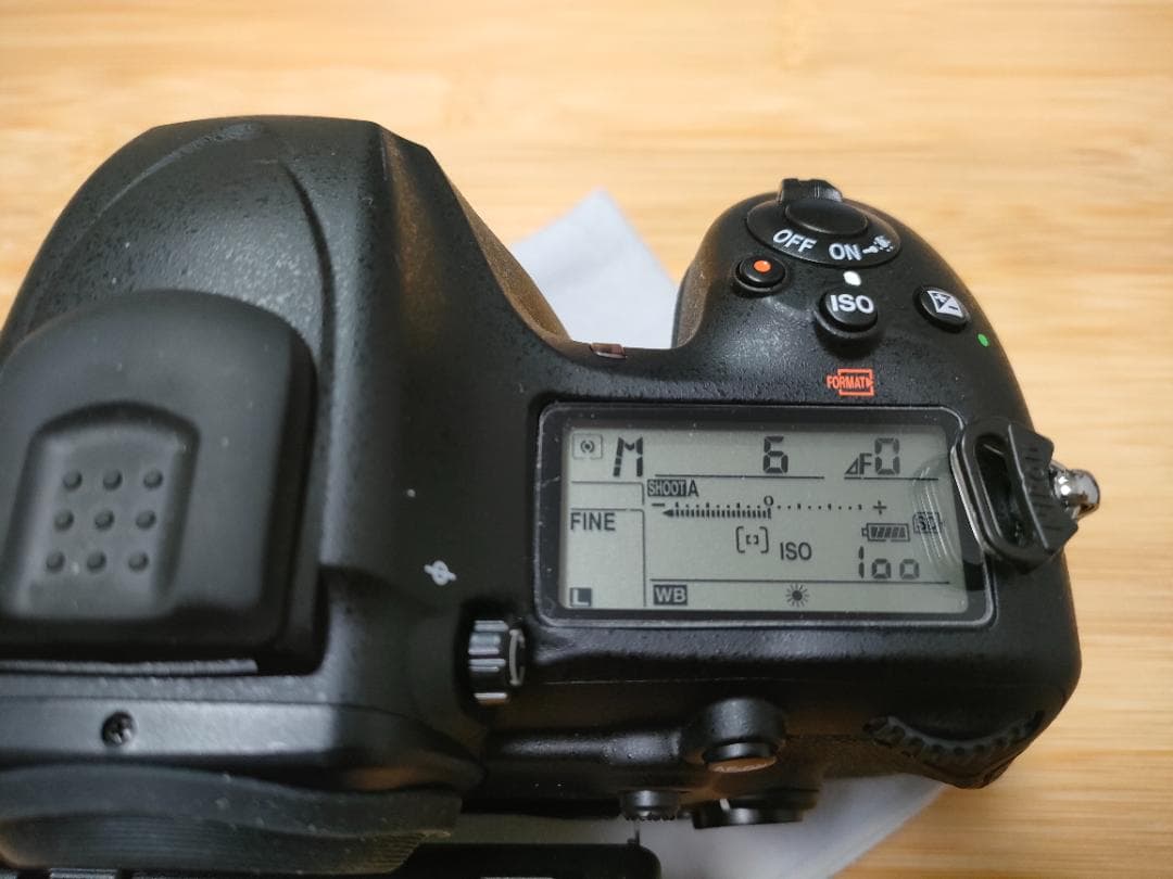 シャッター回数【4329枚】Nikon デジタル一眼レフカメラ D500 ボディ