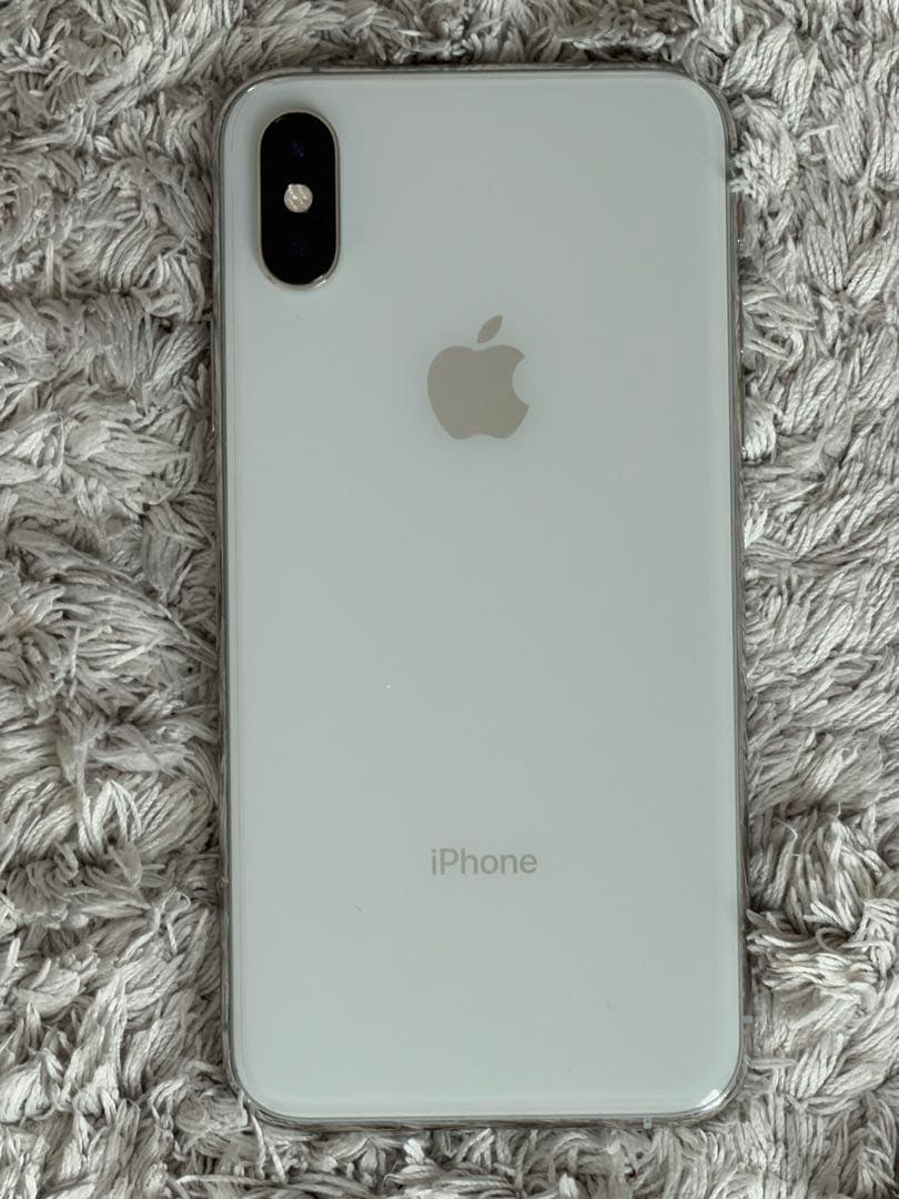 Apple iPhone XS シルバー 本体