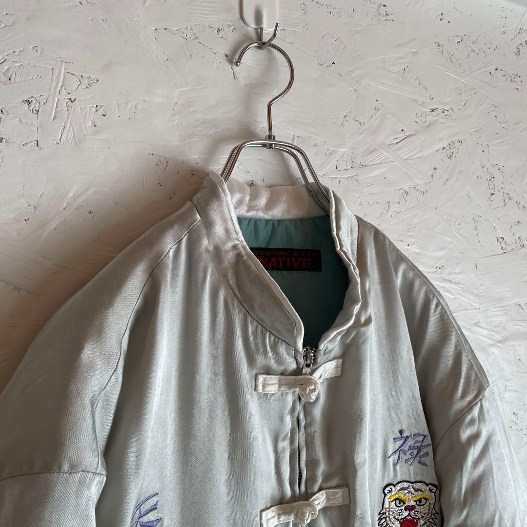 新品未使用タグ付き【RNA】チャイナスカジャン　刺繍スカジャン　シルバー　M