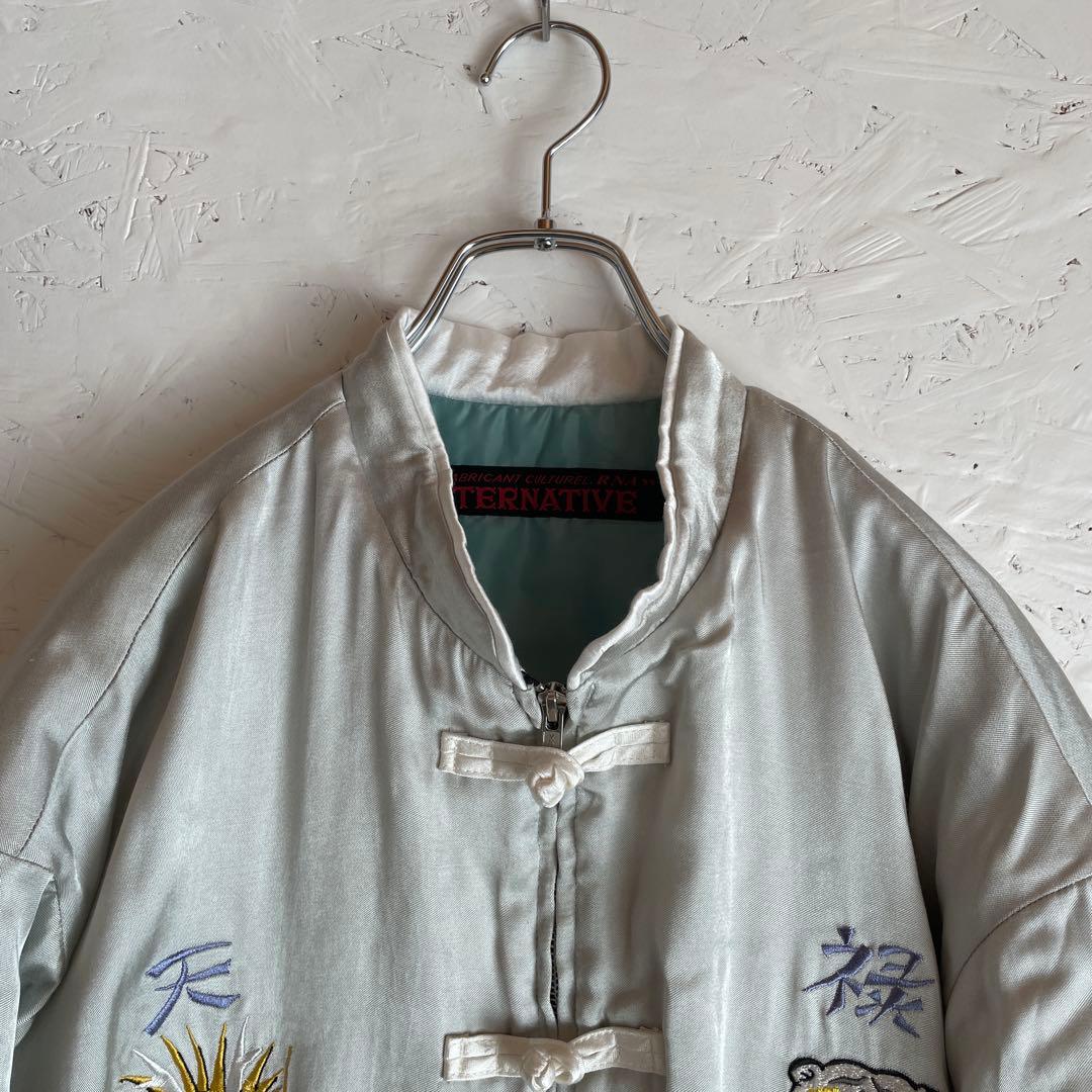 新品未使用タグ付き【RNA】チャイナスカジャン　刺繍スカジャン　シルバー　M