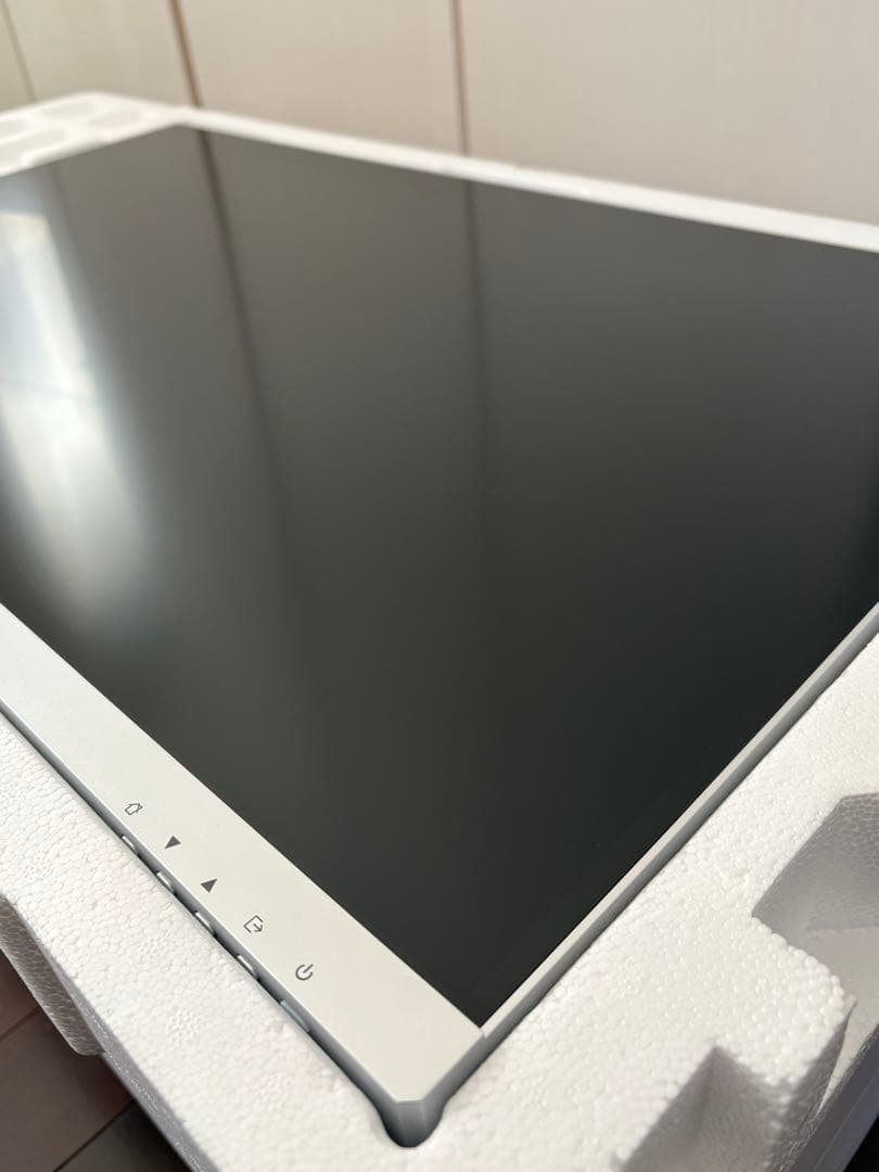 ★美品★innocn 32型 4K Mini LED 32M2V