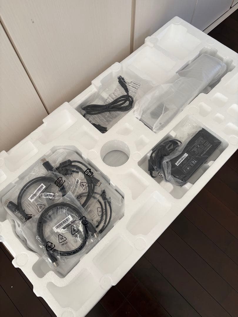 ★美品★innocn 32型 4K Mini LED 32M2V