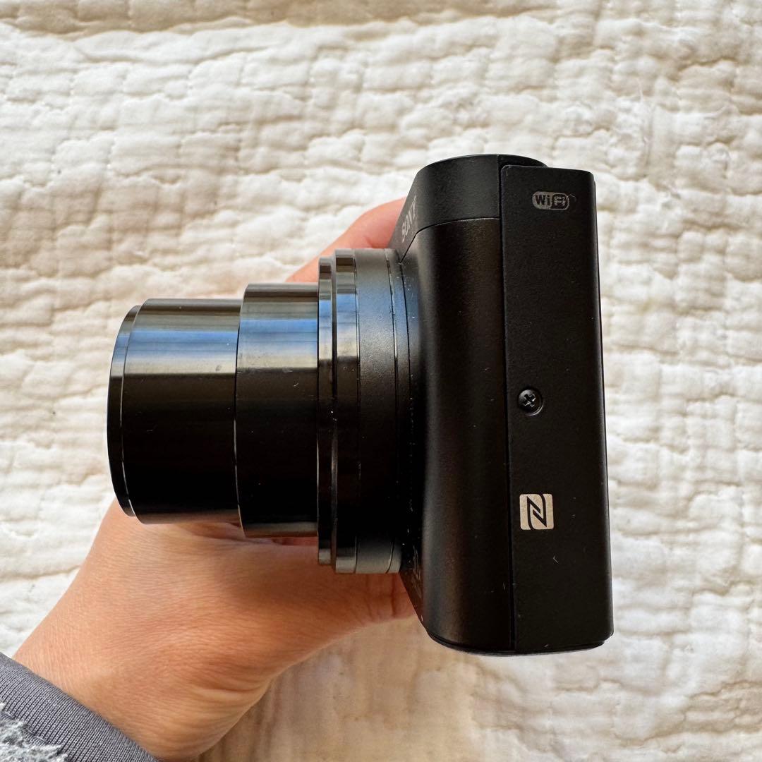 美品！SONY Cyber-Shot DSC-WX500/バッテリーチャージャー