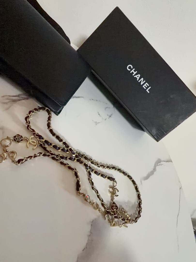 CHANEL キャットアイ サングラス