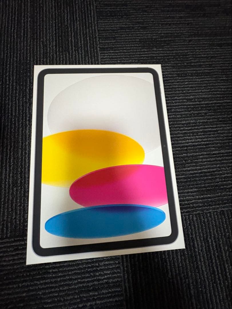 Apple iPad A16 (第11世代) シルバー 本体