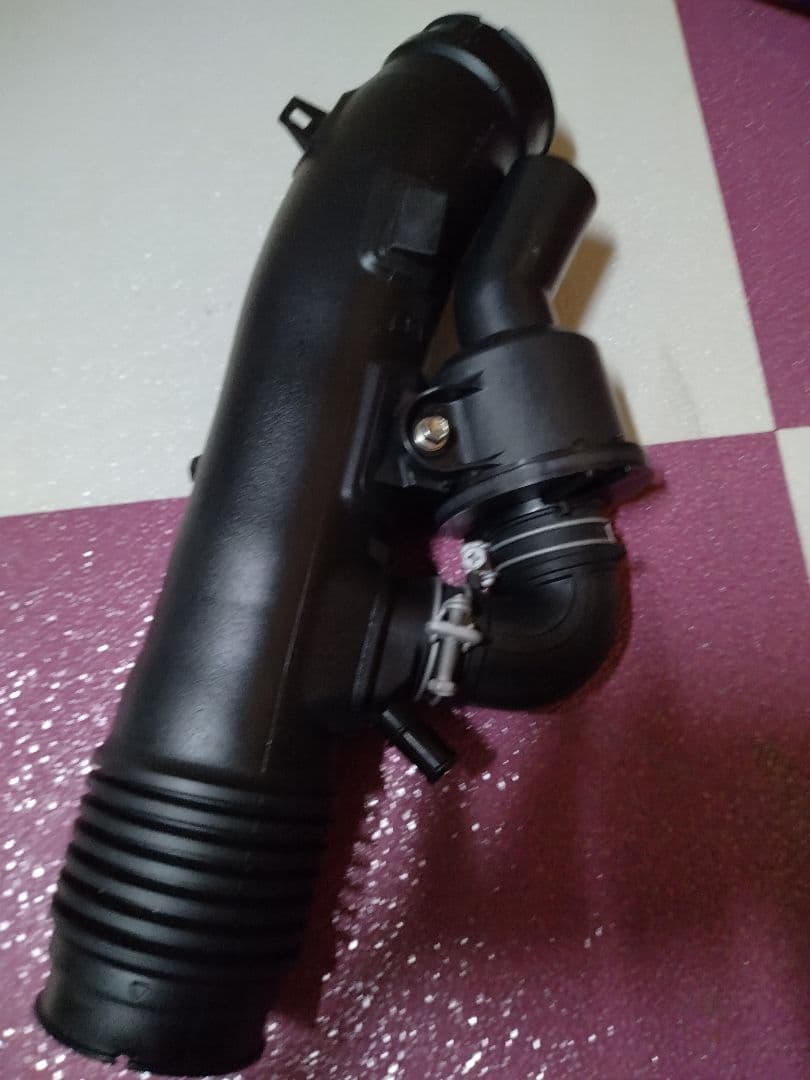 レクサス純正サウンドジェネレーター　期間短くかなり良品　心地の良いサウンド